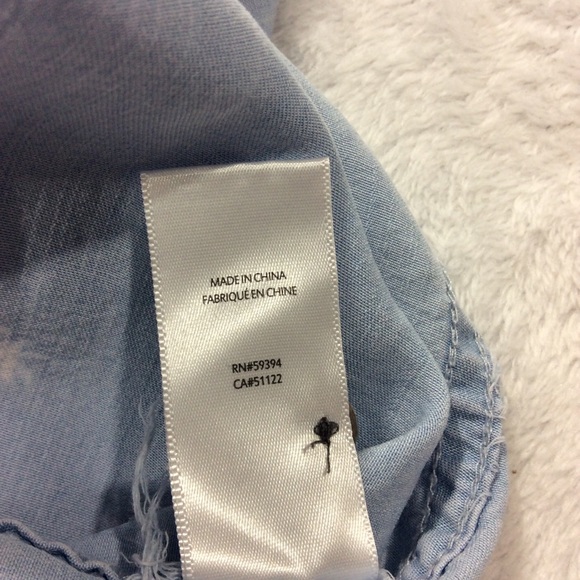 SLEEVELESS CHAMBRAY SHIRT - Picture 8 of 14